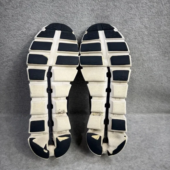 On Running Shoes Mens Size 9.5 Cloud 5 Navy Blue White Low Top Athletic Sneakers - Picture 8 of 10
